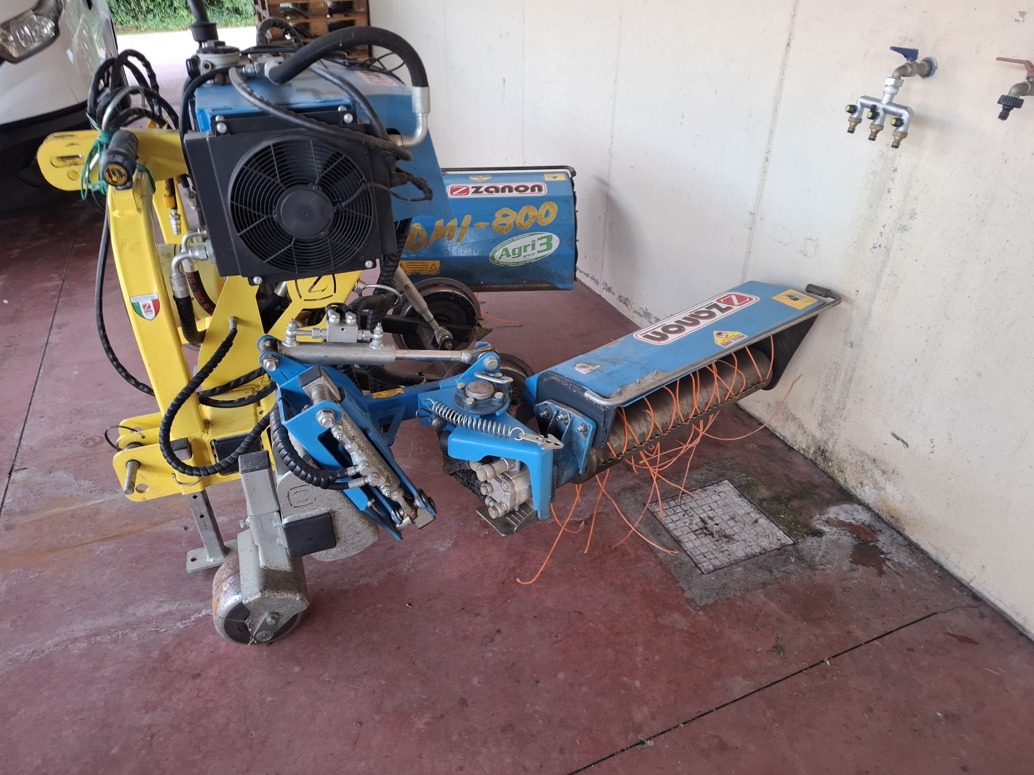 Castello indipendente Zanon con diserbatrice meccanica doppia - immagine 3