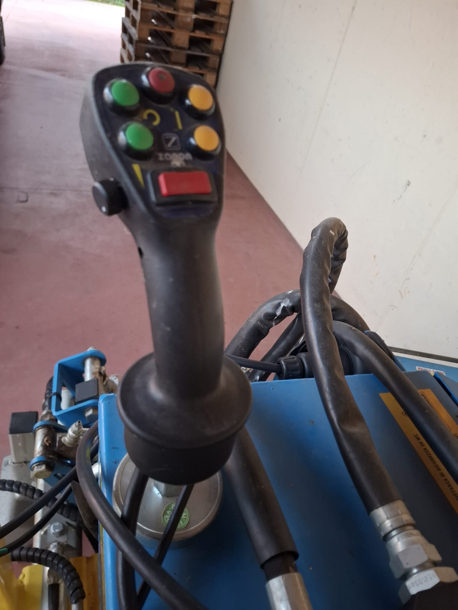 Castello indipendente Zanon con diserbatrice meccanica doppia - immagine 6